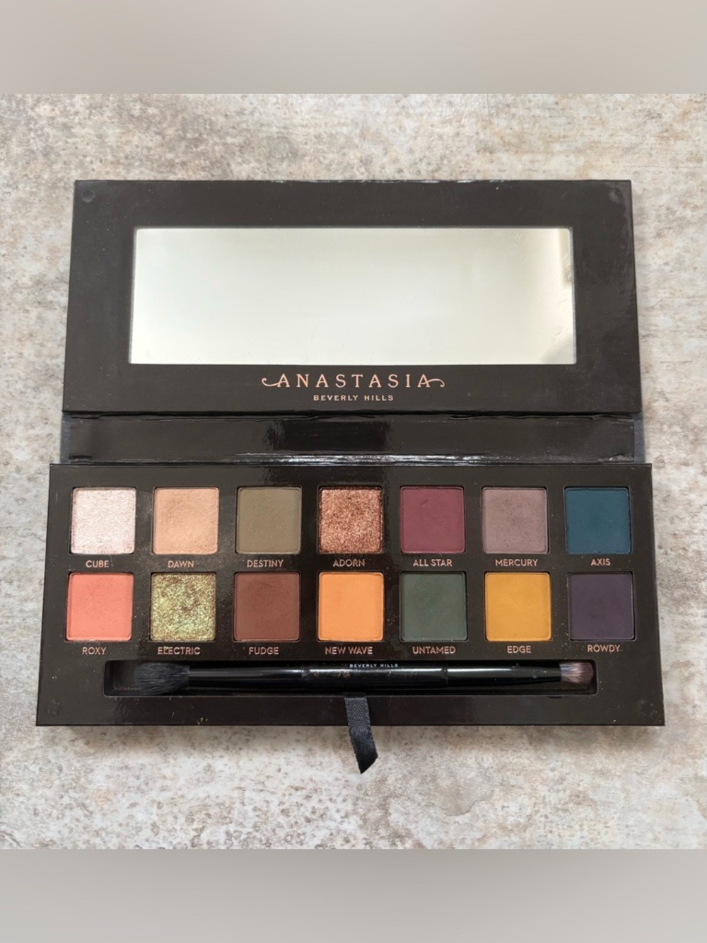 Anastasia Beverly Hills Subculture Eye Shadow Palette